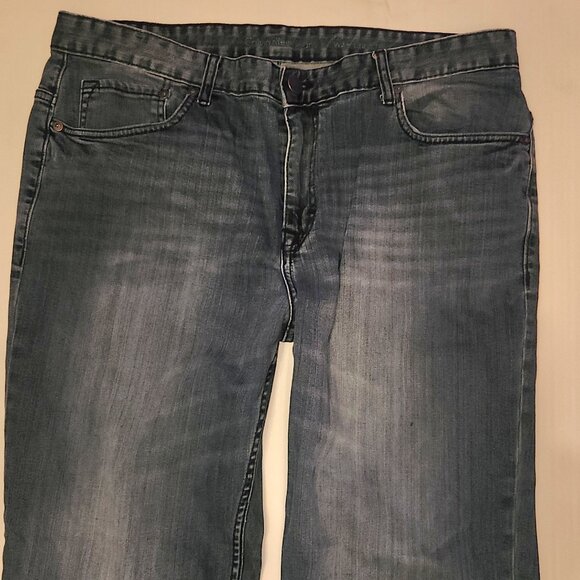 Calvin Klein Men's Jeans with 36" waist - Picture 6 of 7